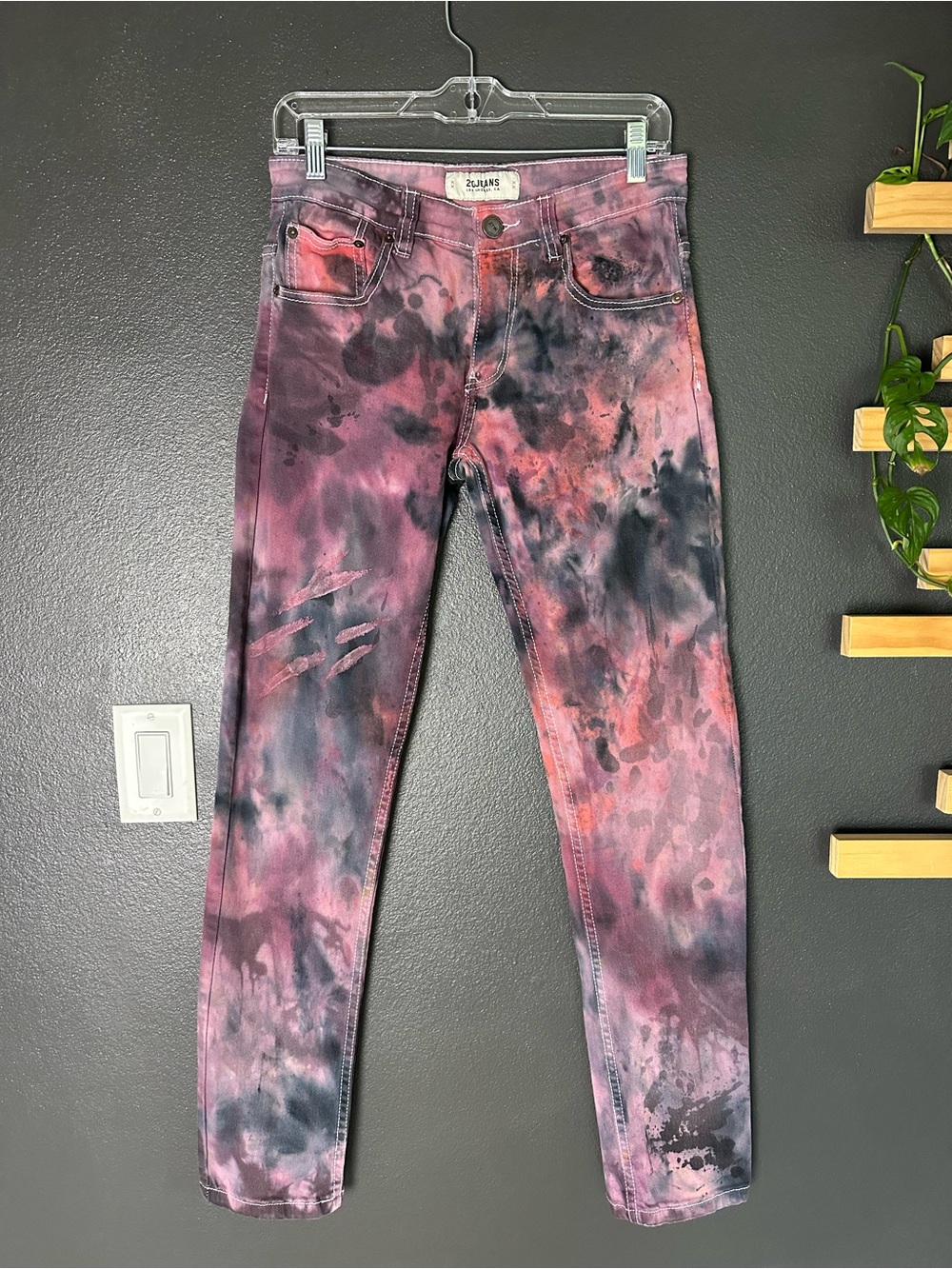 20 Jeans Tie Dye Skinny Jeans Pink Purple Black Distressed Stretch W30 L31 Y2K